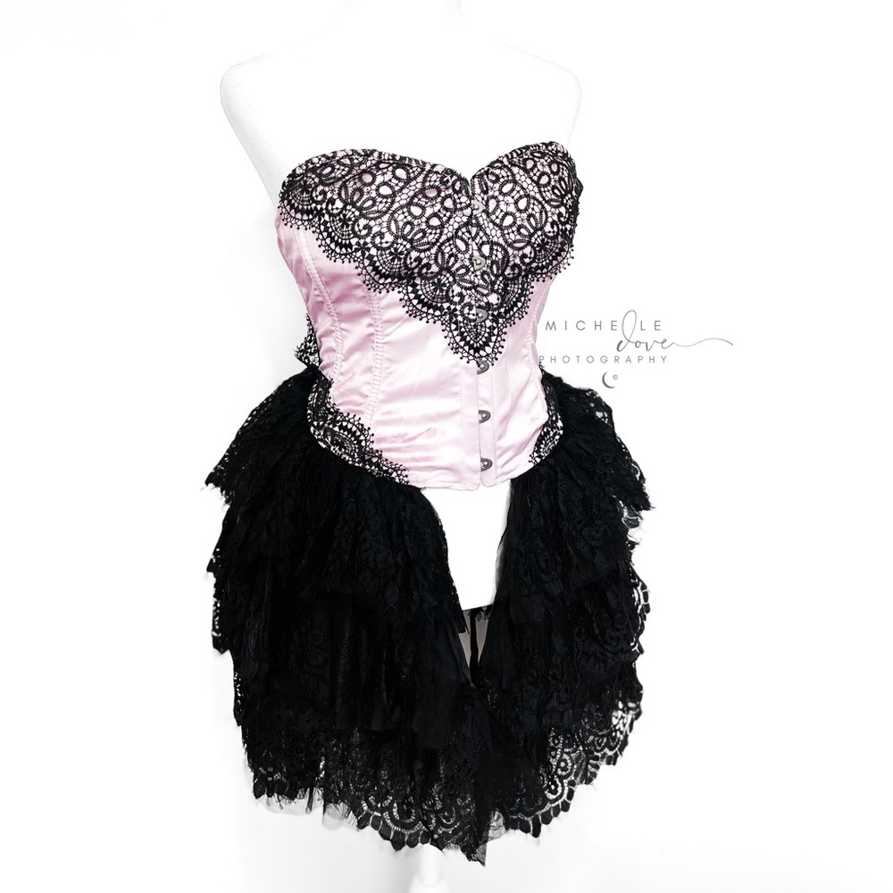 Widow Immortal Love Bustle Corset - Picture 2 of 8